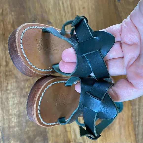 Steven Alan x La Botte Gardiane sandals - Picture 6 of 8